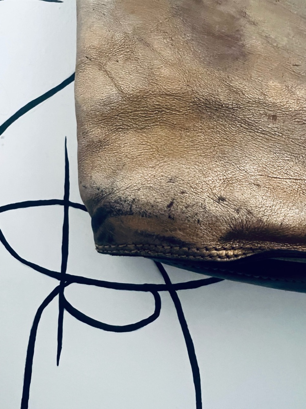 Campomaggi Metallic Gold Leather Tote, Handcrafted in Italy - Picture 4 of 15